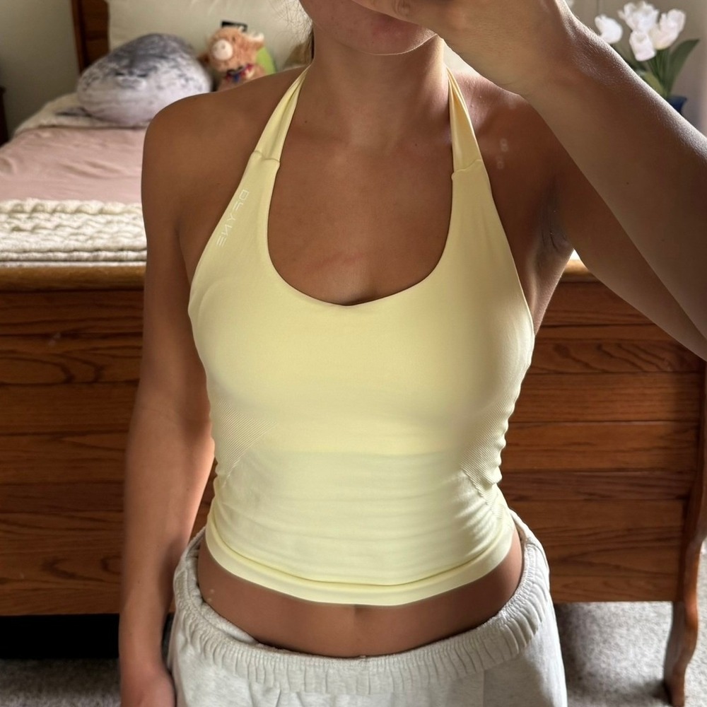 Dfyne impact halter top butter yellow small